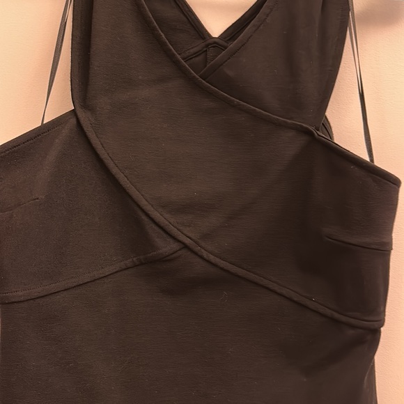 Sleeveless black H&M top - Picture 2 of 4